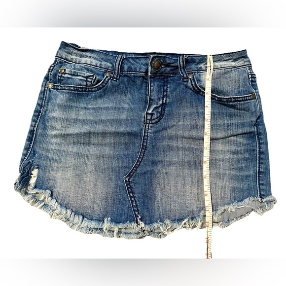 Jessica Simpson Denim Distressed Mini Skirt Size 26​​ - Picture 6 of 8